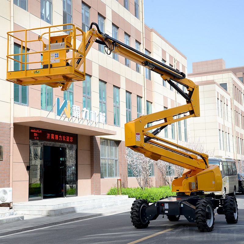 self propelled boom lift
